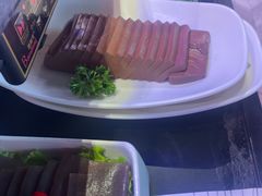 -热火朝天鲜切牛肉火锅(南强街巷店)