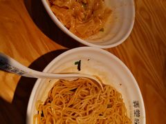 葱油拌面-弄堂咪道-饭香·面香·馄饨香(钦州北路田尚坊店)