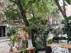 -花二家·生活馆(六运小区店)
