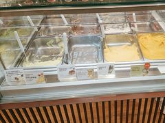 -VENCHI 闻绮(广州太古汇店)