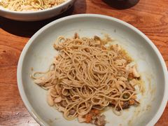 -裕兴记•蟹黄面馆(人民广场店)