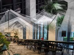 -上海虹桥西郊假日酒店