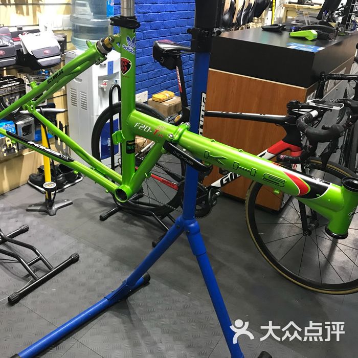 giant bicycle store 捷安特diy組裝租自行車單車店