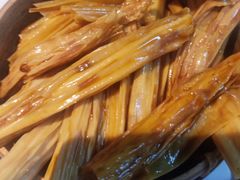 -瓜西西重庆火锅(花溪店)