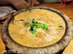 白洋淀石锅嘎鱼-小放牛炒菜馆(三丰店)