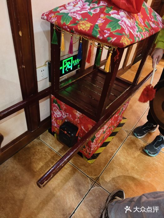 那家老院子东北菜·饺子·小鸡炖蘑菇(艳华街店)图片
