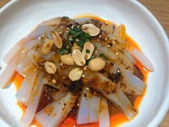 -渝信川菜 · 川味家常菜(财富购物中心店)
