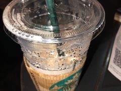 冰摇桃桃乌龙茶-星巴克(无锡高铁站店)