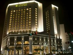 -汕尾巴黎半岛酒店