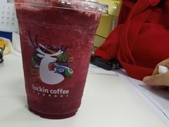 -瑞幸咖啡(江南万达三层店)