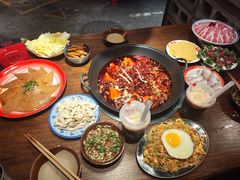 -萍姐火锅·公路夜市(武汉首店)