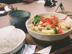 绿咖喱鸡肉套饭-GOGO Plate(成都太古里店)