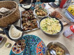 -蚝堡·生蚝海鲜烧烤物种起源•海肠捞饭(刘公岛店)