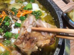 -山城外·非遗酸菜鱼(蜀都万达店)