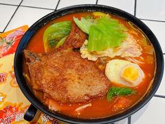 -肥汁米蘭香港米线(长宁来福士店)