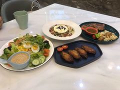 -丽莎沙拉轻食餐厅(国贸店)