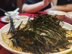 葱香鸦片鱼-老吉士酒家(天平路店)