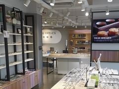-瑞司视光眼镜·蔡司战略合作眼镜店(新街口店)