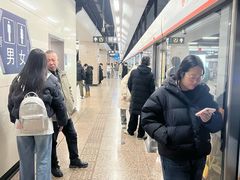 -人民广场(地铁站)