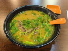 牛肉粉丝汤-大龙汤包