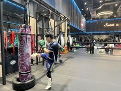 -滨力健身俱乐部