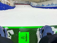 -乔波室内滑雪场