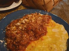 红烩牛肉蛋包饭-羽深肉铺 Steak & Wine