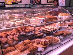 -巴黎贝甜(华堂新辰汇店)