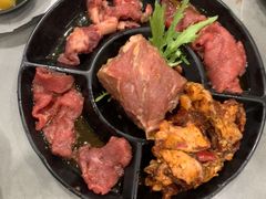 -啊美丽炭火烤肉(滑翔一店)