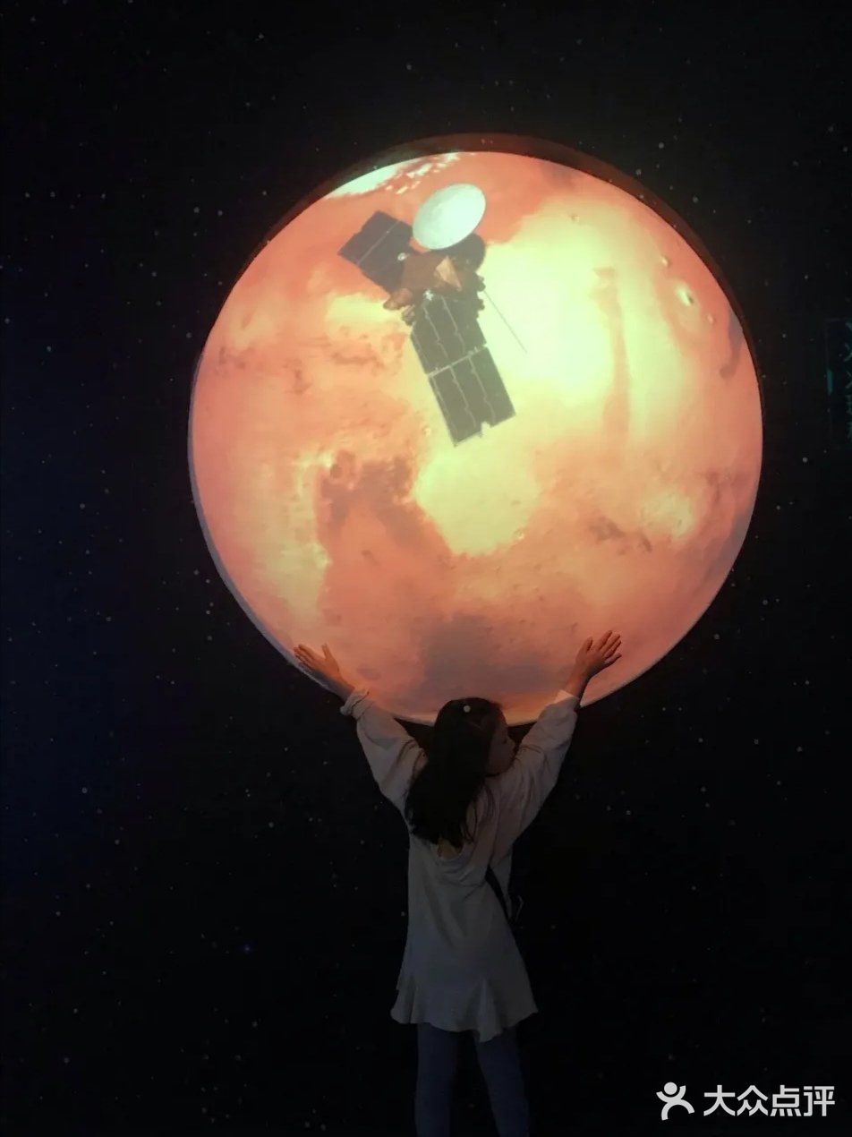 漫步在火星世界中