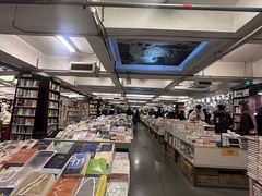 -先锋书店(五台山总店)