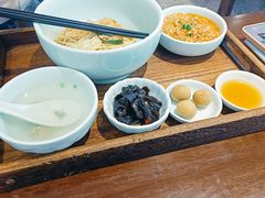 -蟹上黄·蟹黄面·江南糖水(人民广场店)