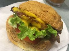 豬扒菠蘿油-华嫂冰室(尖沙咀店)