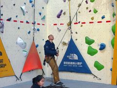 -问山MountQuest攀岩馆