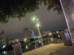 -离岸江景音乐酒馆