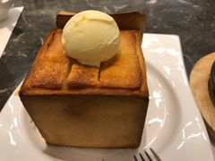 -港丽餐厅(高德置地店)