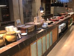 -广州万富希尔顿酒店·感趣自助餐厅·金秋蟹宴生蚝海鲜刺身