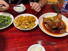 -芦茨金富饭庄·25年老字号·专做稻草鸡