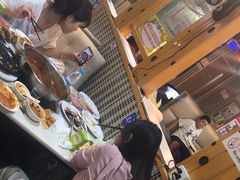 -尚品海鲜肥牛自助火锅(湖明店)