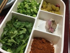 -窄巷子陕菜馆·地道陕西菜(粉巷店)