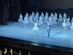 -交通银行前滩31演艺中心