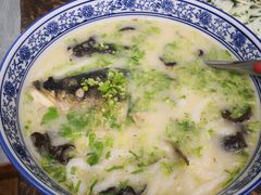 魚頭魚麵-利鸿私宴(南京路步行街店)