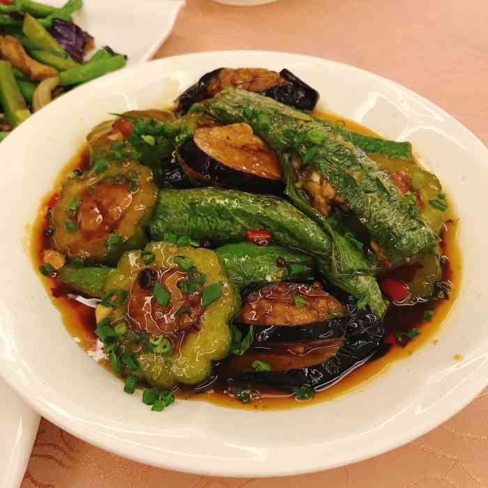 珠玑大酒店餐厅-"珠玑酒店在二十多年前是南雄的地标,小时候.