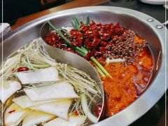 -沸炉重庆老火锅(军事博物馆店)