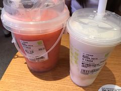 -奈雪的茶(湖滨银泰in77C区PRO店)
