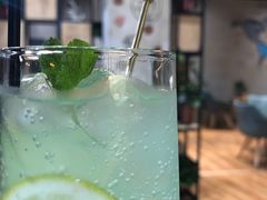 晴空气泡水-ZING COFFEE 镜咖啡