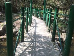 -燕子河大峡谷天坑仙境