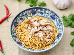 -002鱼汤粉(龍園店)