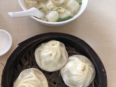 -老西白点心店