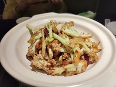 -小菜园新徽菜(青岛市南万象城店)